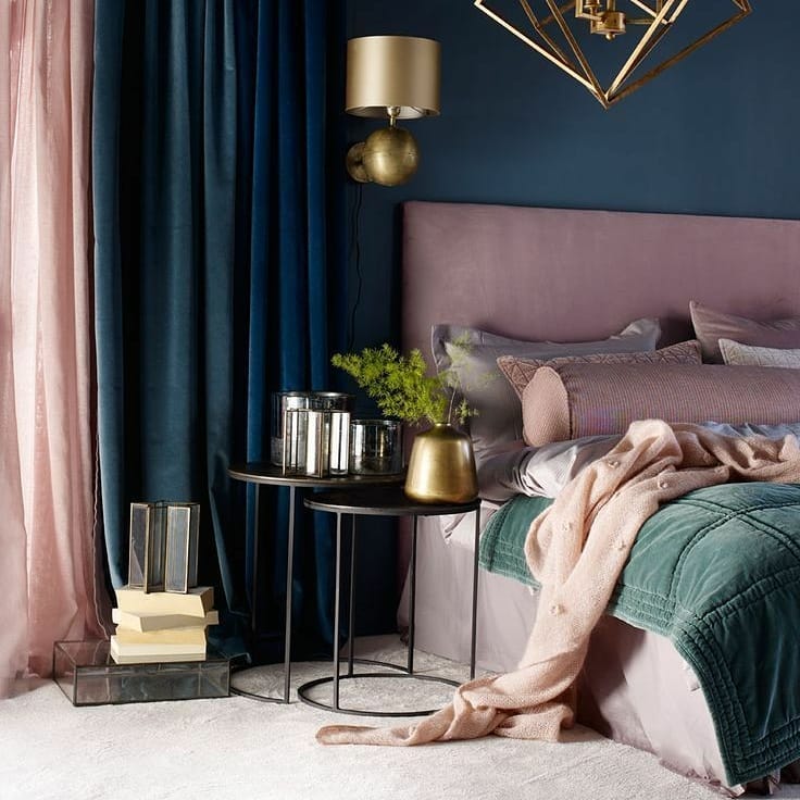 Chambre design Marrakech : Élégance, couleur et confort au cœur de votre intérieur