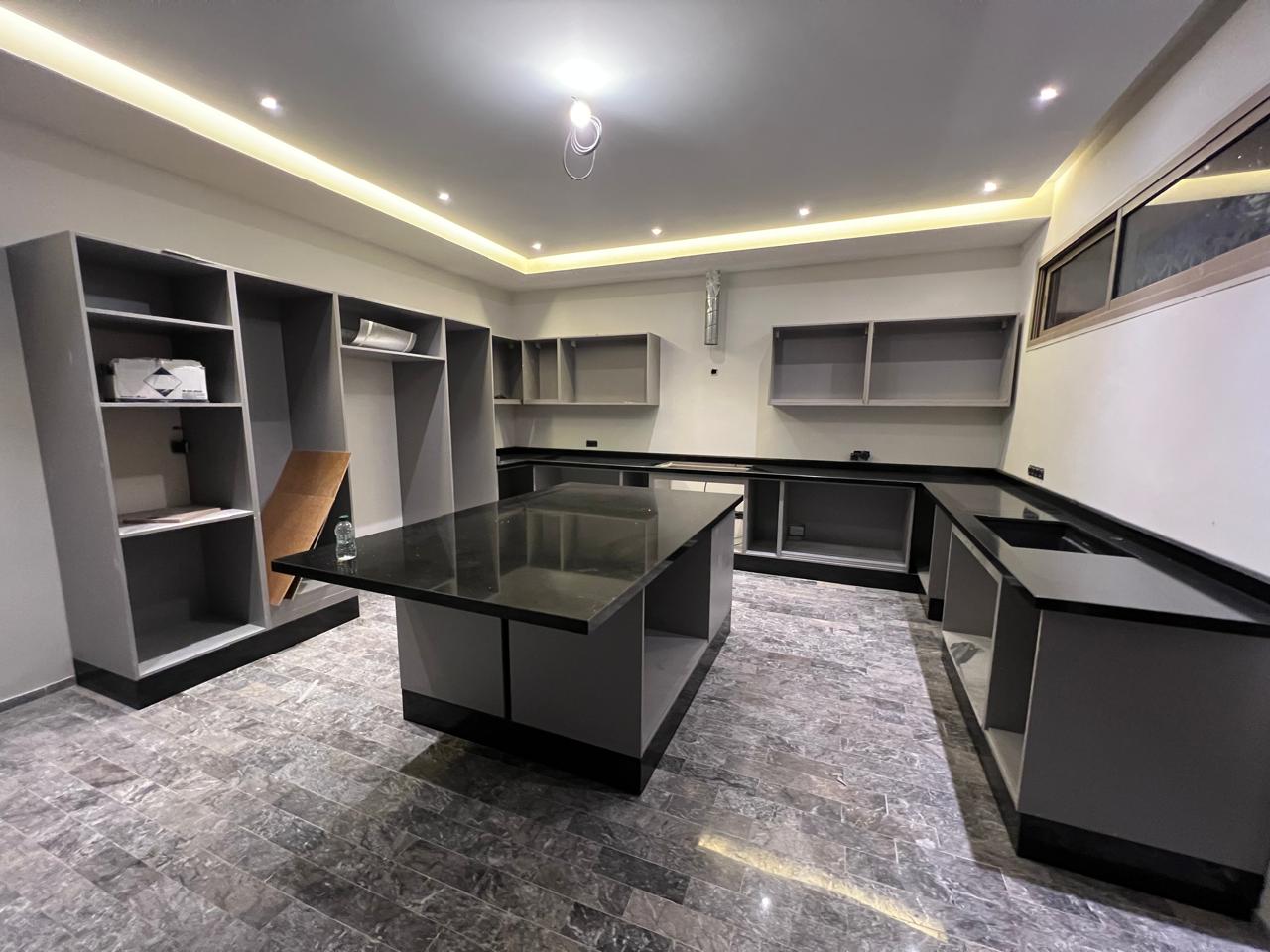 Villa -Zohor- Cuisine travaux en cours