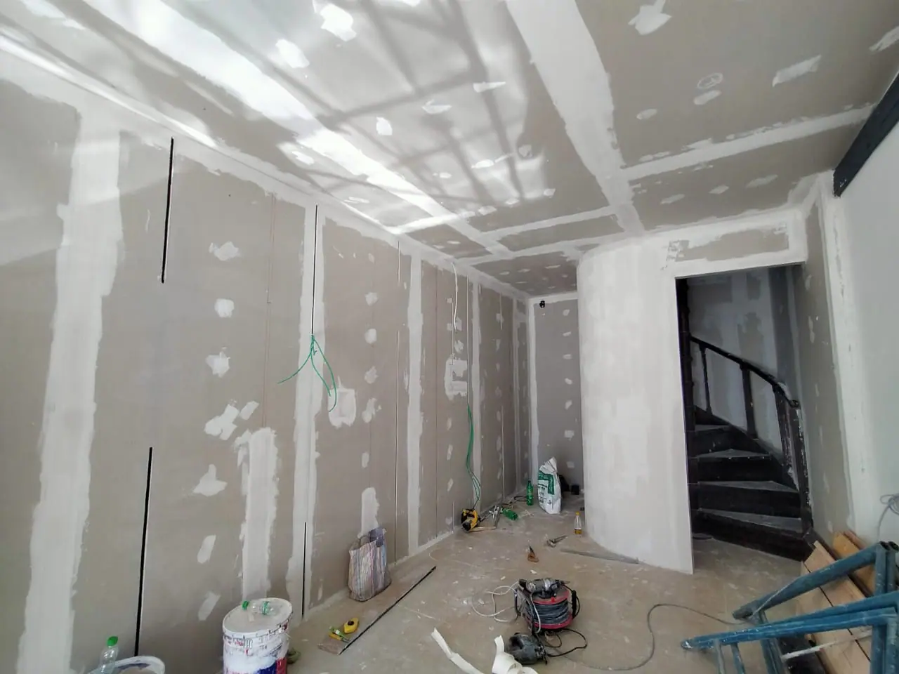 travaux de préparation Agencement showroom marrakech